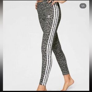 Adidas leoflage taille leggings XS